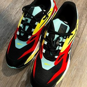 Puma RS-Fast Tech Sneaker, brand new never been worn
